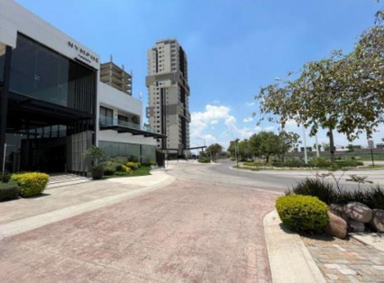 VENTA DE OFICINAS /SHOWROOM BLVD. VICENTE VALTIERRA / ZONA SUR /LEON, GTO.
