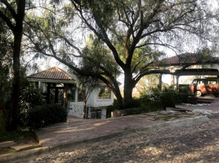 VENTA O RENTA DE CASA FRACCIONAMIENTO EL REFUGIO
