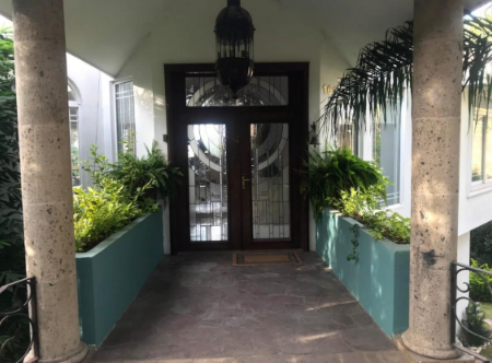 VENTA O RENTA DE CASA FRACCIONAMIENTO EL REFUGIO