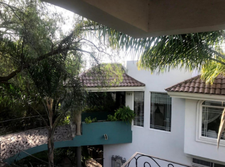 VENTA O RENTA DE CASA FRACCIONAMIENTO EL REFUGIO