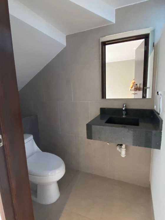 Casa en Preventa Fracc. Mayorca Residencial/ 2 Pisos, 2 Habitaciones/ León Zona Sur