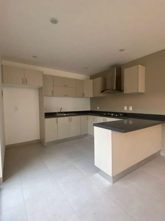 Casa en Preventa Fracc. Mayorca Residencial/ 2 Pisos, 2 Habitaciones/ León Zona Sur