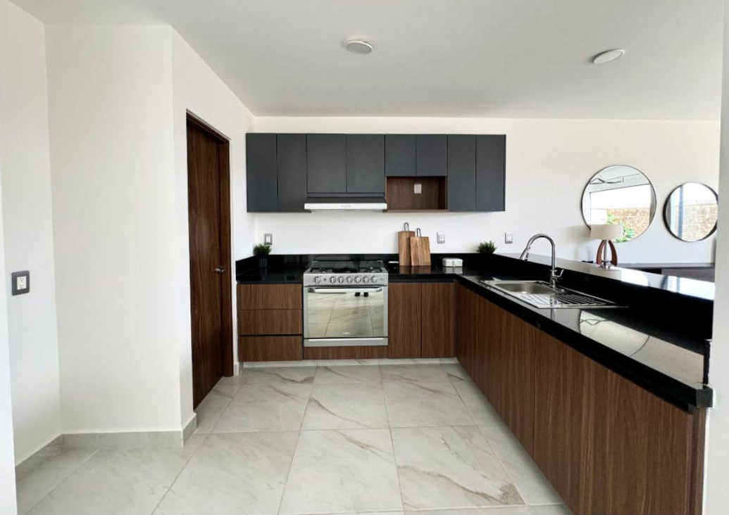 Casa en Venta Nueva Modelo Arzúa: Diseño Moderno y Cancha de Pádel | Zona Sur León