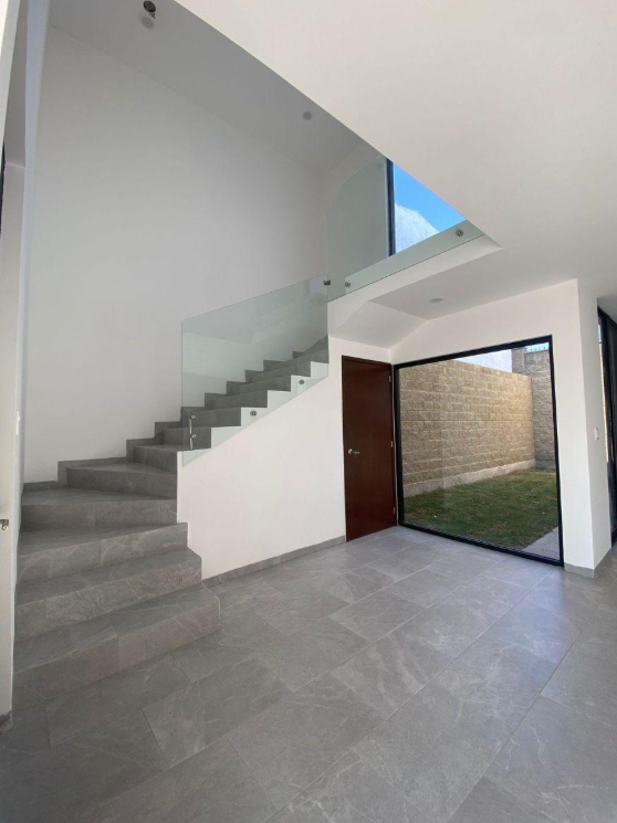 Casa en Preventa Fracc. El Mayorazgo/ 2 Pisos / 2 Habitaciones / León Zona Sur