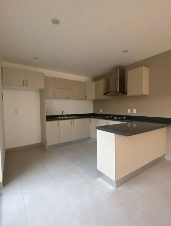 Casa en Preventa Fracc. El Mayorazgo/ 2 Pisos / 2 Habitaciones / León Zona Sur