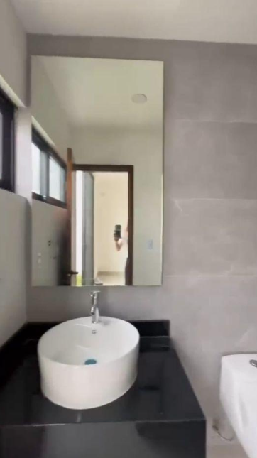 Casa en Preventa Fracc. Valles del Molino B/ 2 Pisos, 2 Habitaciones / León Zona Norte