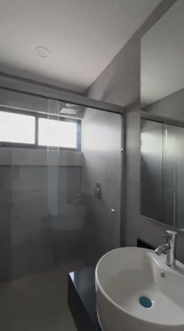 Casa en Preventa Fracc. Valles del Molino B/ 2 Pisos, 2 Habitaciones / León Zona Norte