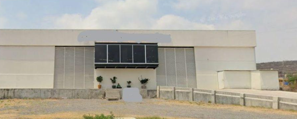 Renta o Venta de Bodega Saucillos de La Joya/ Balcones de La Joya, Entrada Tráiler Leon Zona Nte.