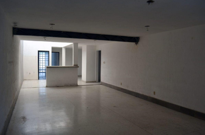 Casa en Venta Col. Andrade/ con Local Comercial / León Zona Centro