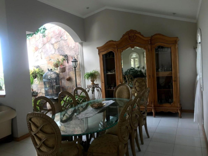 Renta o Venta de Residencia Fracc. El Refugio/ León Zona Norte