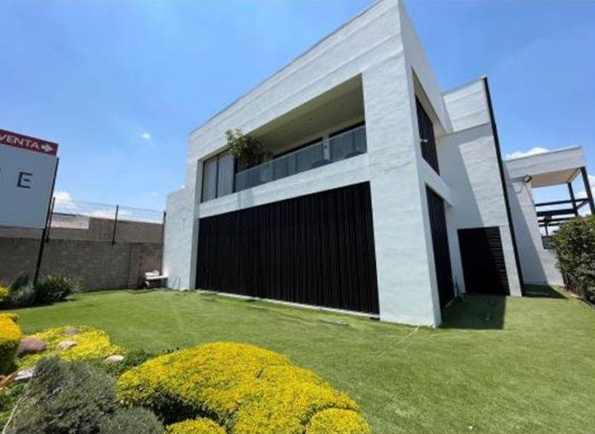 Venta de Oficinas /showroom en Blvd. Vicente Valtierra/ Zona Sur, León, Gto.