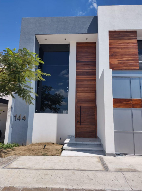 Venta de Residencia Fracc. Pirules/ Alberca y Elevador en Casa / Leon Zona Norte